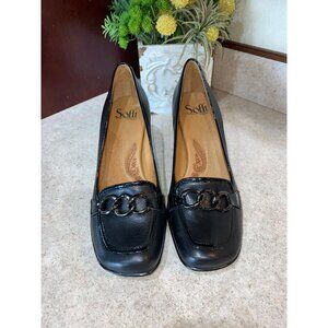 New Sofft Black Leather Heeled Ronna Loafers 7.5M Classic Chain Detail Comfort W